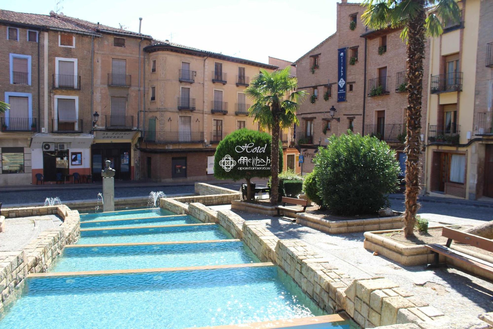 Hotel Apartamentos Melihah Daroca Eksteriør billede